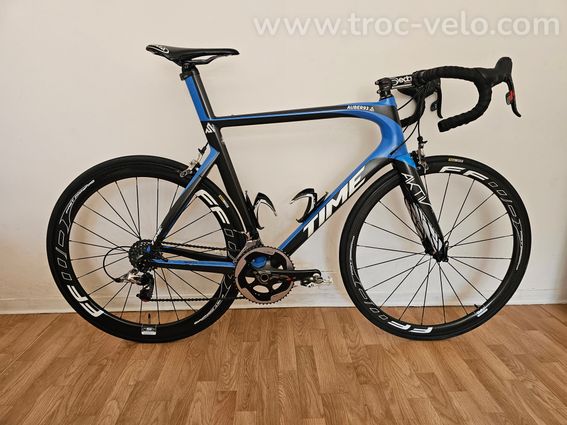 TIME Skylon AKTIV Auber93 – SRAM Red 22 – FFWD carbone – 6,9 kg – Taille L - 15