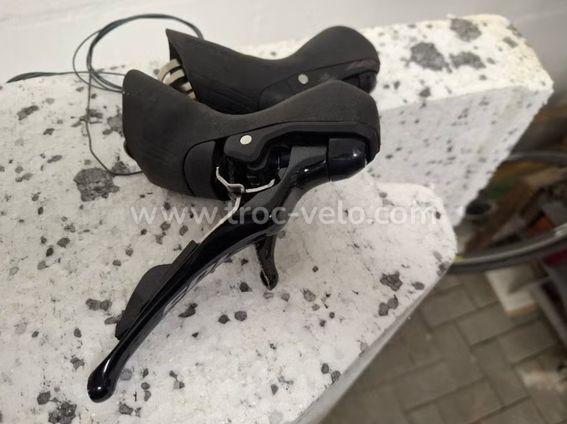 Manettes Shimano 105 r7120 2x12
