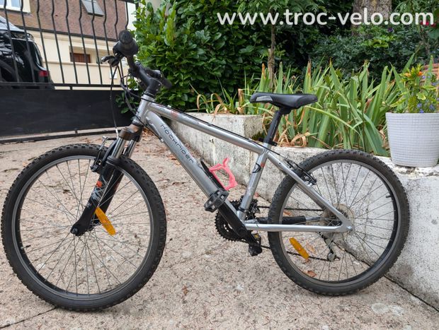 VTT Decathlon ROCKRIDER 24 pouces, 18 vitesses. - 1