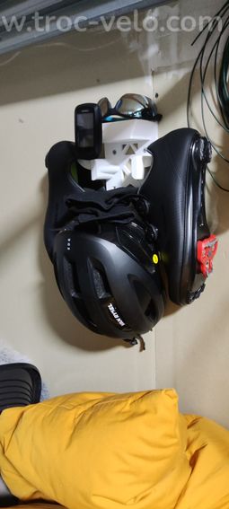 Support présentoir pour équipement de vélo, chaussures, casque, lunettes, gps, gants - 3