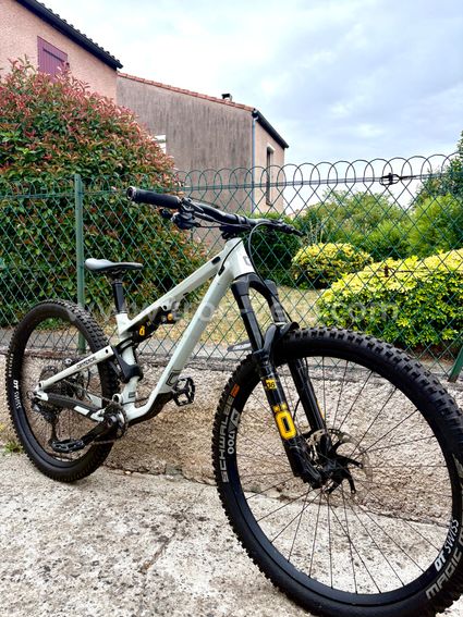 COMMENCAL Meta TR V4 Ohlins édition / vtt / freeride / DH