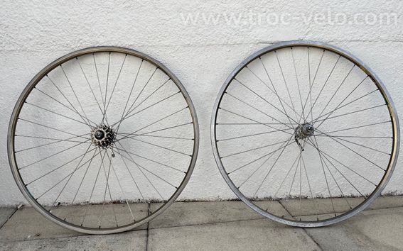 Roues Mavic Reflex SUP UB Control (622x13 / 700c) version pneus. Profil SSC (Spécial Service Course)