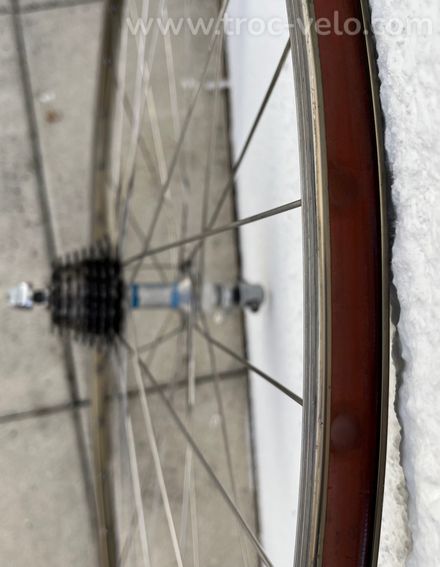 Roues Mavic Reflex SUP UB Control (622x13 / 700c) version pneus. Profil SSC (Spécial Service Course) - 6