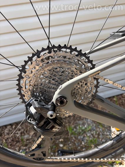 Cube nuroad c62 ex taille M  - 5