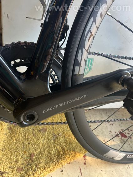 Pédalier Shimano Ultegra R8100 12v - 2