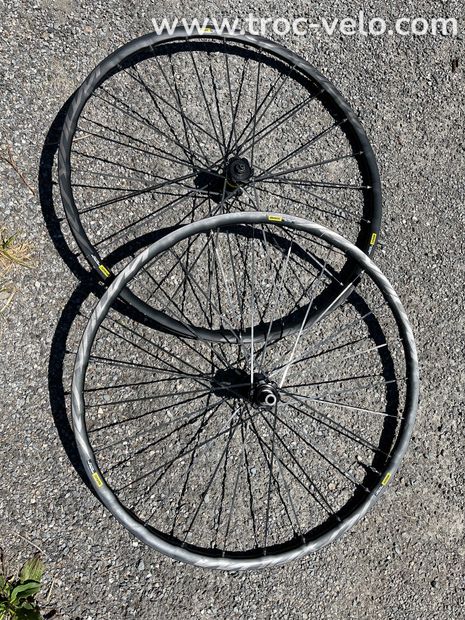 Paire de roues Mavic Ksyrium Elite UST - 1