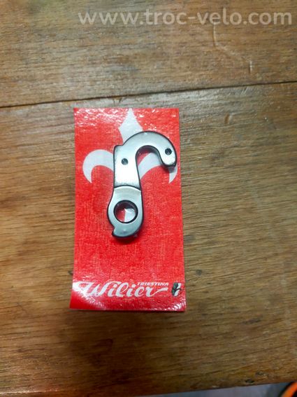 Patte de derailleur Wilier Cento1 air
