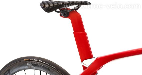 Produit Reconditionne Trek Madone Slr 9 Disc Axs 12v Rouge Velo De Route Tres Bon Etat - 8