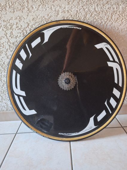 Roue lenticulaire + roue avant - 3