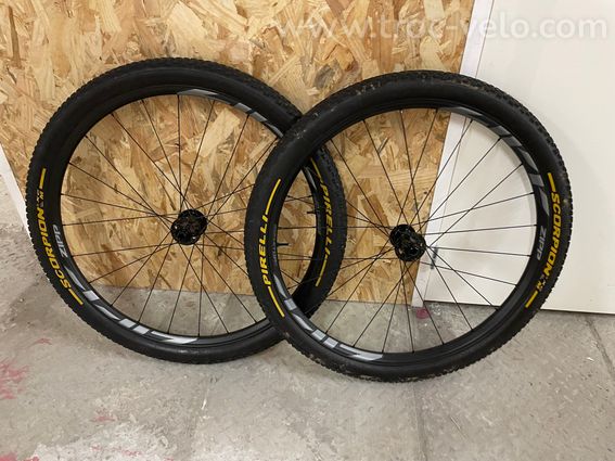 Roues Zipp 1zero Hitop S carbone