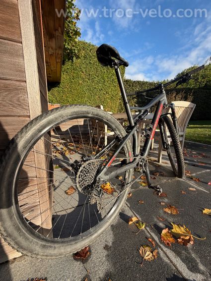Specialized Men's Epic comp 2019 taille L  - 6