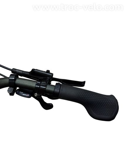 Cube Kathmandu Hybrid Pro 750 Vélo électrique Shimano Deore 2024 - 9