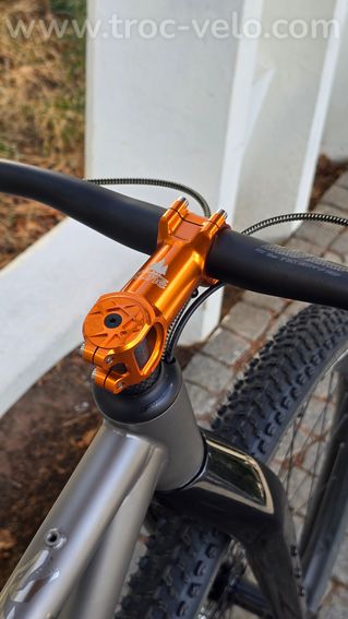 VTT Titane ALPHA Raptor SL 29" (Neuf) – SRAM GX Eagle – Freins Cura X – 8,80 kg - 5