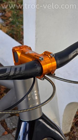 VTT Titane ALPHA Raptor SL 29" (Neuf) – SRAM GX Eagle – Freins Cura X – 8,80 kg - 8