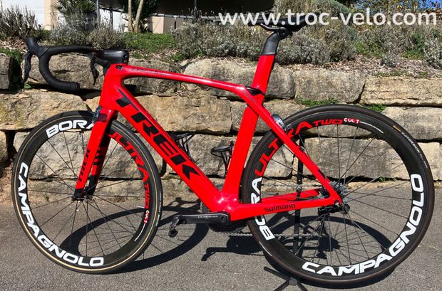 Velo route carbone Trek Madone serie 9 + avec 2 paires de roue carbone comprises - 2