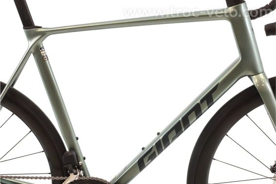 Produit Reconditionne    Giant Tcr Advanced 0 Di2 12v    Vert   Velo De Route   Tres Bon Etat - 2
