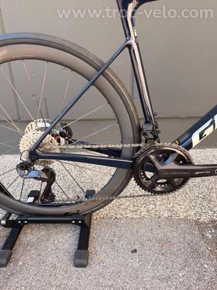 Vélo de route confort Giant Defy Advanced Pro  Di2 taille ML - 2