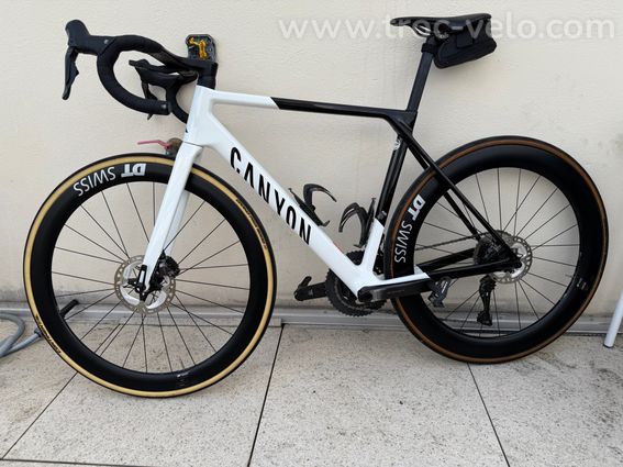 Ultimate CF SL 8 Aero 2024 - 2