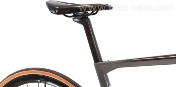 Produit Reconditionne    Bmc Teammachine Slr01 Five Di2 12v    Gris   Velo De Route   Tres Bon Etat - 8