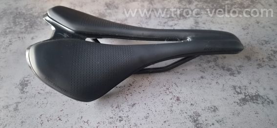 Selle  Specialized Romin Evo Comp Gel 143 - 3
