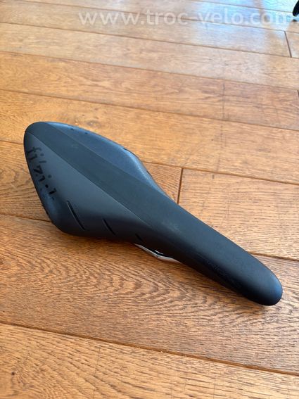Selle Fizik Arione R3
