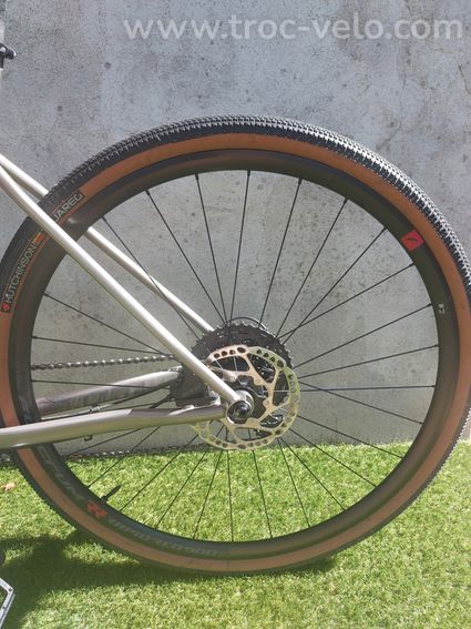 VELO GRAVEL TRIBAN GRVL 900 HOMME CADRE TITANE TAILLE L - 13