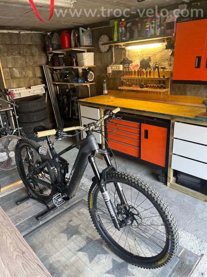 Cube hybride stéréo HPC 750 Race