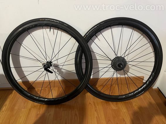 Paire de roues dura-ace
