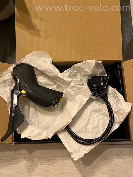 Paire de leviers et etriers ultegra - 2
