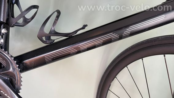 BMC Roadmachine noir full carbone roues DT Swiss Shimano 105 - 3