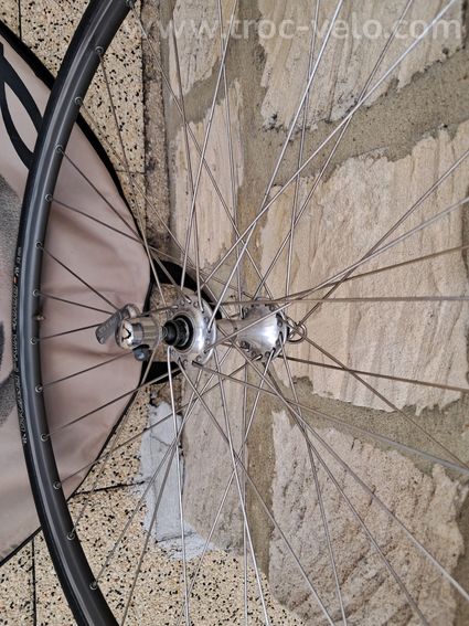 Roue Campagnolo - 5