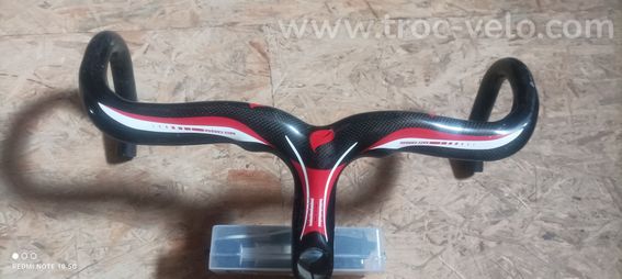 Cockpit carbone