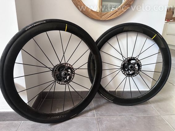Roues Mavic Cosmic Ultimate 45 à pneus