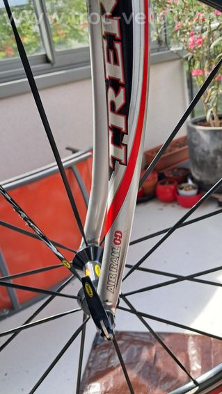Trek 2300 Alpha Series - Ultegra - Ksyrium SSC - T54 - Année 2001 - 9
