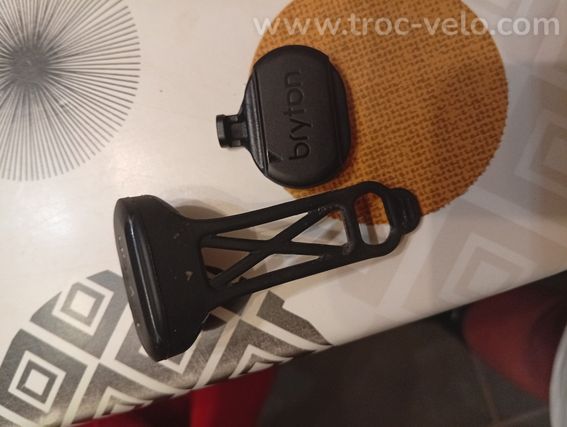 Compteur gps Bryton avec accessoires - 3