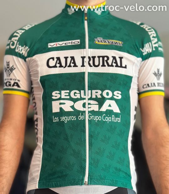 Maillot, cuissard et chaussettes Caja Rural d’Amets Txurruka - 1