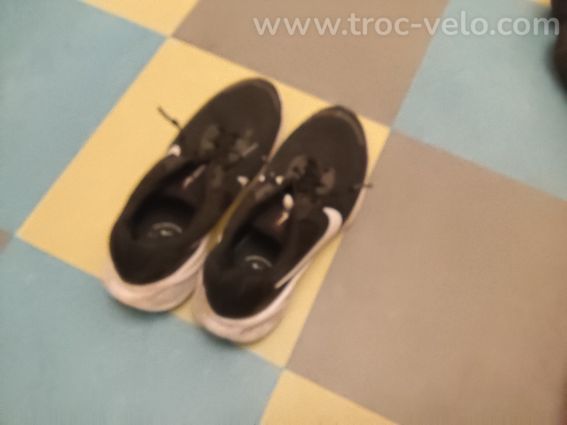 Chaussure de course à pied nike - 2