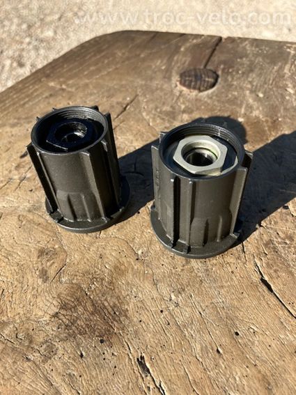 CORPS ROUES LIBRE MAVIC 10 V