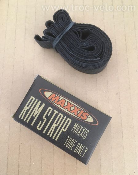 Chambre à air Maxxis Fly Weight 26 Presta Neuf - 4