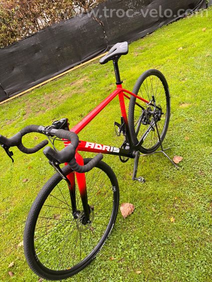 Cyclo cross