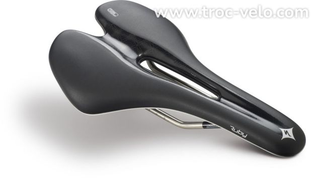 Selle SPECIALIZED RUBY EXPERT GEL - 143 mm - FEMME - 1