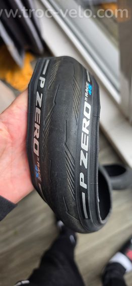 Pirelli pzero race 4s 30mm