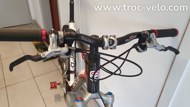 VTT  vintage : Orka Eagle Pro Carbon - Taille L - état Neuf - Shimano XT - Mavic Crossmax -  Fourche FOX Vanilla - 8