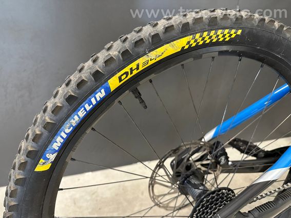 DH Mondraker Summum Carbon R 2023 - 6