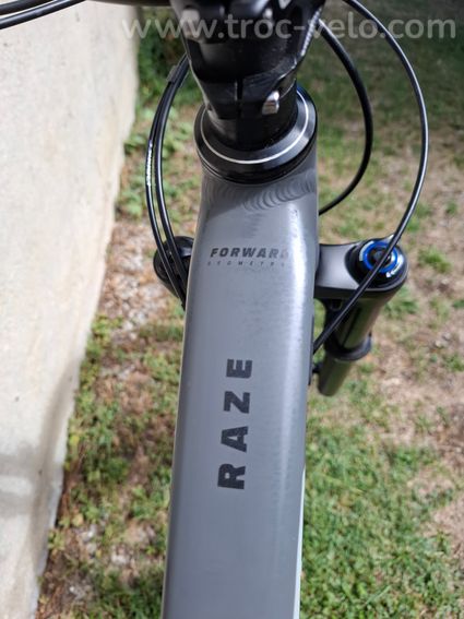 VTT MONDRAKER RAZE - 9