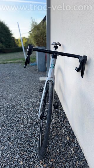 Vélo de route carbone BASSO Astra - 2