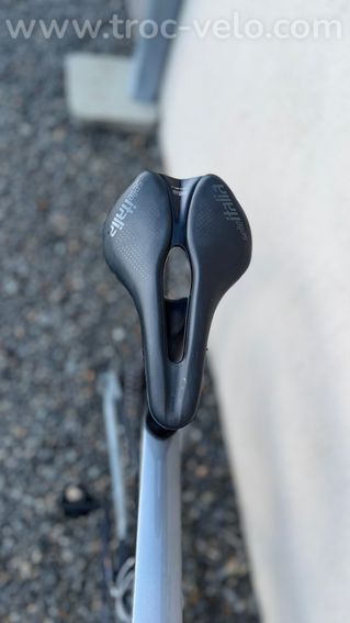 Vélo de route carbone BASSO Astra - 4