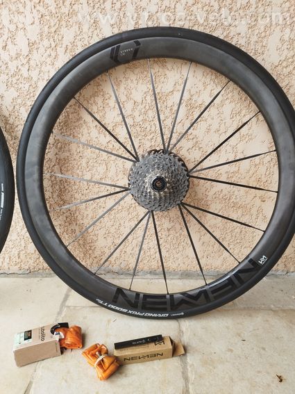 Paire roues carbone Newmen Streem C.35 C.38 VONOA rayon carbone - 4