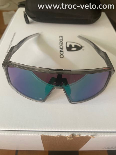 Oakley Sutro - 2