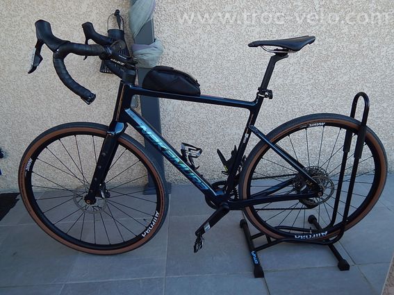 Beau Gravel Nakamura Allroad Team carbone T.L - 2